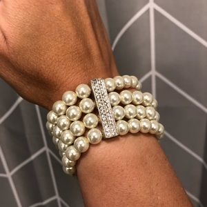Premier designs Pearl bracelet